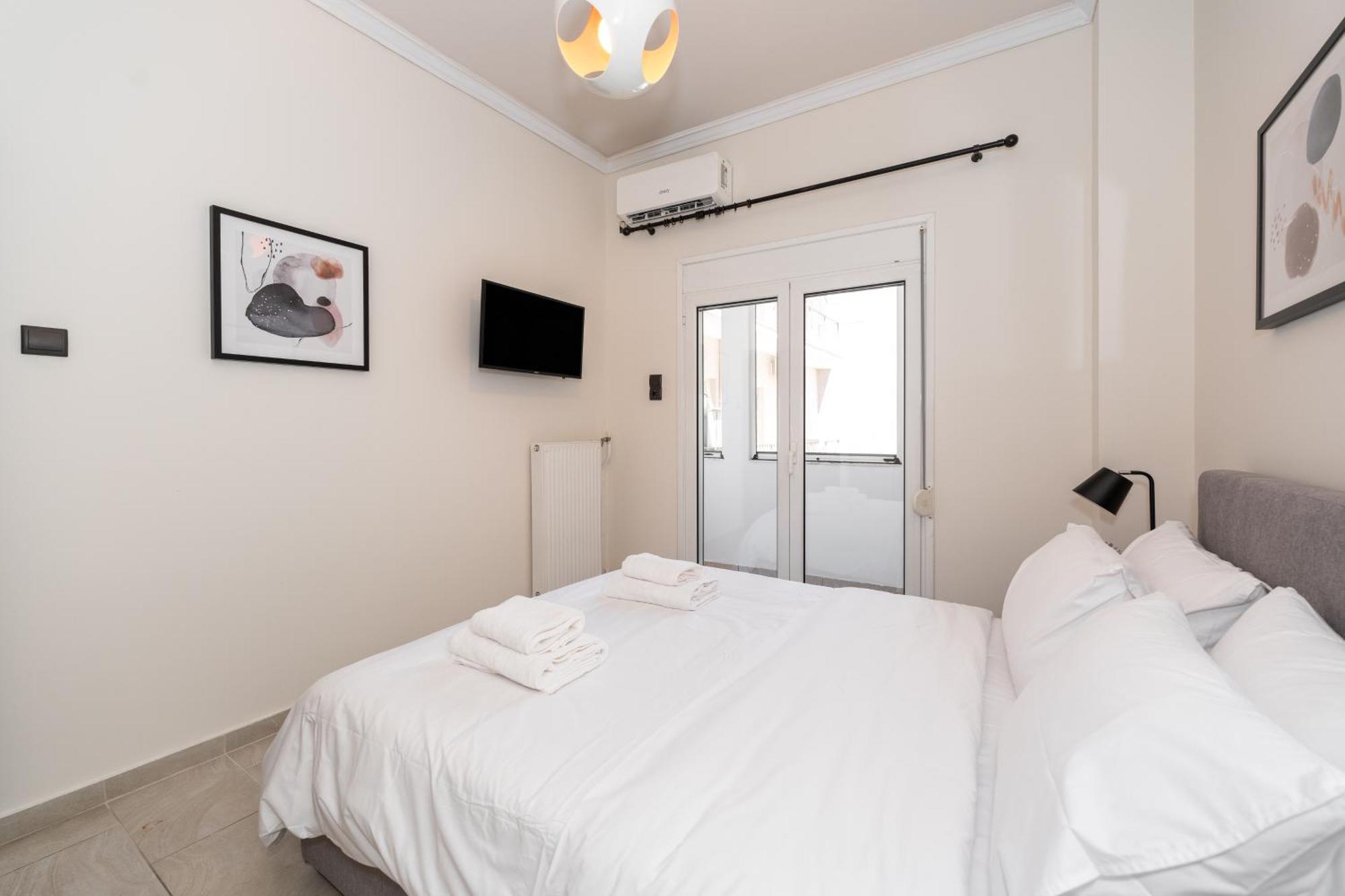 Modern In Thiseio With Balcony Athens