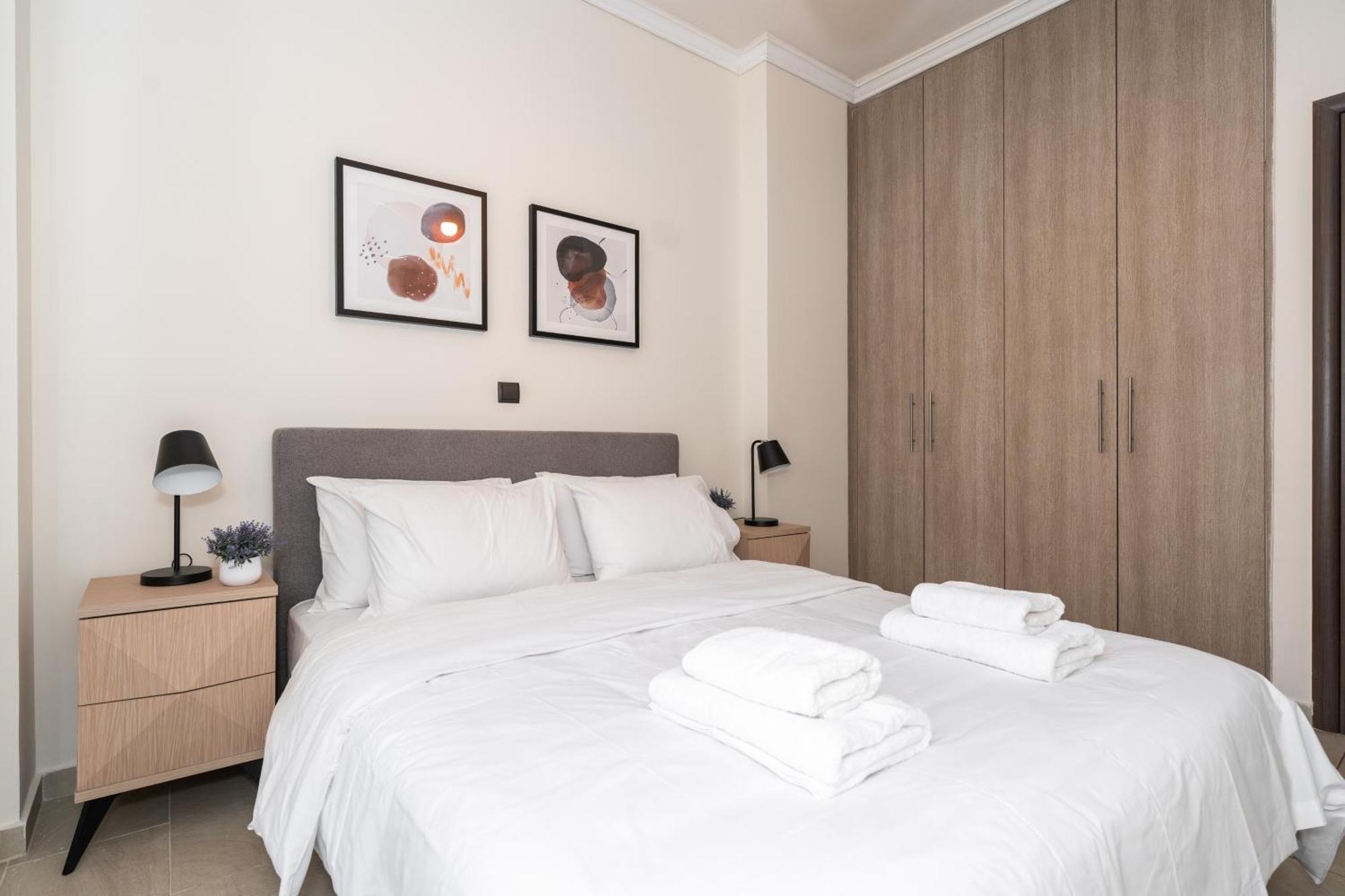 Apartment Modern In Thiseio With Balcony