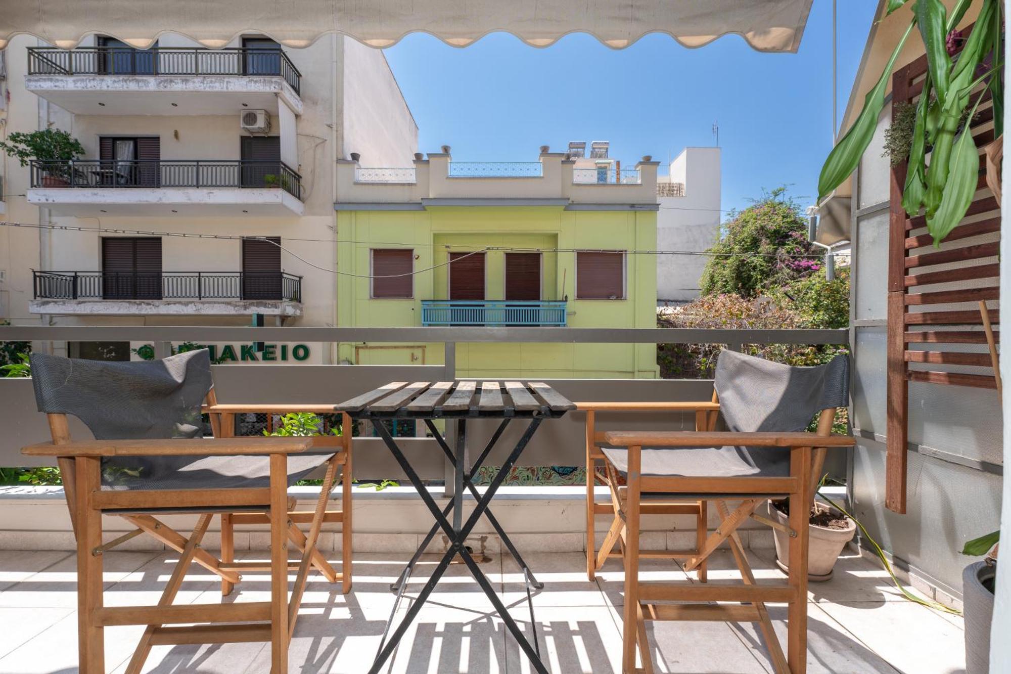 Apartment Modern In Thiseio With Balcony Athens